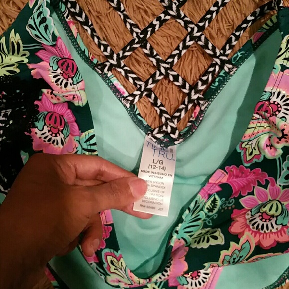 Bikini bundle - Picture 4 of 5